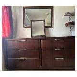 EAT318 - Dresser And Mirrors