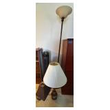 EAT320 - Lamps And Fan