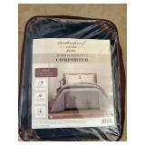 EAT363 - King Size Comforter