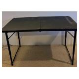 EAT367 - Foldable Black Table