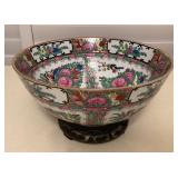 PPM031 Large Chinese Rose Medallion Porcelain Serving Bowl On Wooden Stand
