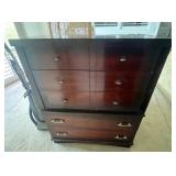 KVS070 - Vintage Wooden Dresser 