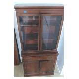 KVS079 Victorian-style Mahogany Bookcase Display Cabinet