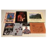 MMC021 Interesting Hawaiian Themed Books