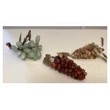 MMC044 Vintage Jade & Polished Stone Grape Clusters