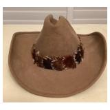 MMC126 Lei Po’o & Cowboy Hat