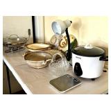 KKS028- Mystery Kitchen Lot! 