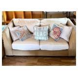KKS136- Beautiful Couch With Ocean Theme Pillows