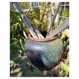 KKS145- Extra Large Ceramic Pot With Bamboo Stalks 