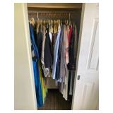 AKC057 - Lot of Women’s Clothing Sizes M & L Tops, Pants, Dresses