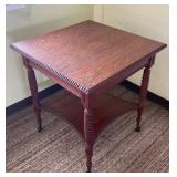 AKC061 - Unique Vintage Victorian-Style Parlor/Side Table Tiger Oak (?) w/Claw-and-Ball Feet