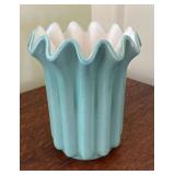 AKC063 - Vintage Red Wing #1159 Pottery Vase - Fluted/Ruffled Edge Design in Teak