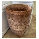 AKC123 - Large Handwoven Split Bamboo/Reed Storage/Laundry Basket or Planter