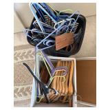 MMS009 - Hangers & Dividers