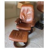 MMS010 - Ekornes Stressless Consul Leather Recliner and Ottoman Set