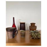 MMS058 - Ceramic & Wooden Decorative Items