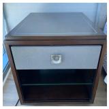 FLK003 - Designer-Style Pair Of Nightstands 