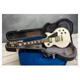 VBB111 Epiphone Les Paul Custom in Alpine White with Hardshell Case