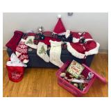 VBB117 Christmas Decor - Stockings, Ornaments, Tree Skirts & So Much More!