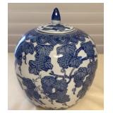 MCJ006 Blue & White Chinese Porcelain Ginger Jar