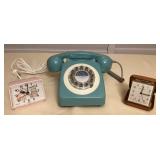 MCJ062 Vintage Phone & Clocks