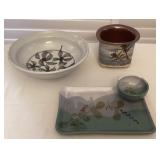 MCJ086 Hawaiian Art Pottery