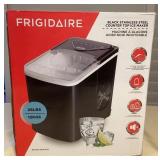 MCJ124 Frigidaire Black Stainless Steel Counter Top Ice Maker New