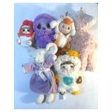 FHM048 - Assortment Of Labubu’s And Stuffed Animals 