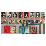 FHM104 - 89 Red Star Wars And Blue Star Wars Vintage 1977 Topps Trading Cards