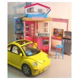 FHM181 - BARBIE MYSTERY LOT - Mattel Fold-Up House. Vintage VW Beetle Car. Other Accessories