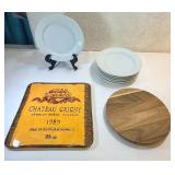 FHM192 - Williams-Sonoma Plates & Platter Bundle 