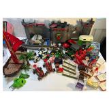 FHM204 - Playmobil Buildings And Vehicle Mystery Lot 