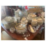 2 Assortment of Blue Delfts Holland porcelain items