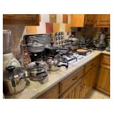 Pots Pans from Revereware, Wear ever, Farberware, Blue Diamond, Circulon and Thomas Rosenthal Group cookware