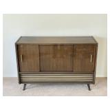 Lakewood Estate Sale Auction - Vintage & Antiques - Tools - Furniture - Art - Decor & Kitchen!