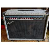 FENDER M-80 Chorus Solid State Guitar Amplifier Combo Amp.