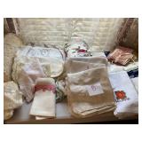 misc dining room linens