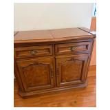 THOMASVILLE BAR - SERVER
