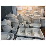 ENORMOUS SET OF PFALTZGRAFF DISHES