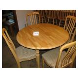 Dining set w/2 drop leafs and 4 chairs Dining set w/2 drop leafs and 4 chairs