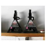 Pair of jacks Pair of jacks