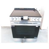 Nice 220 volt electric stove, barely used. Orig. price was $2,200, now $300
