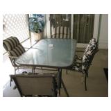 Outdoor patio table with 4 chairs $125