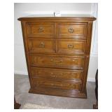 Stand up dresser $$75