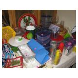 Tupperware 