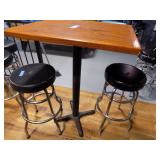 BISTRO TABLE WITH  BARSTOOLS