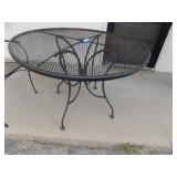 METAL PATIO TABLE 