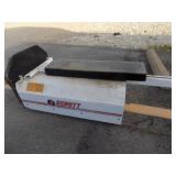 SCHUTTS SPORTS PORTABLE BASKETBALL HOOP ( with 5 bags of concrete)
