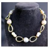 Pearl and Gold Tone Necklace 