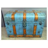 Painted Latching Storage Trunk With Interior Lining And Tray, Approx 23.5" x 32" x 20" 